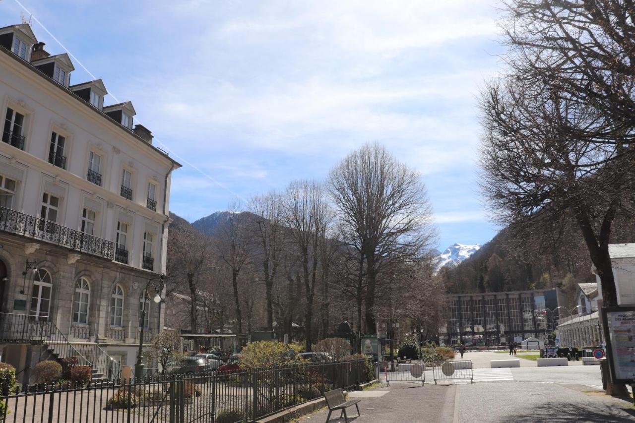 Le Palais D'Etigny Apartment Bagneres-de-Luchon Ngoại thất bức ảnh